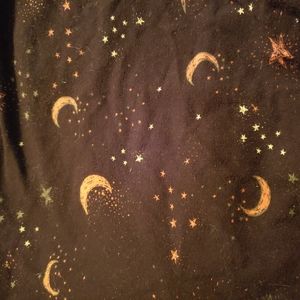 Torrid moon and stars legging, size 6
